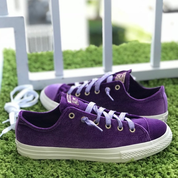 NWT Converse Ctas OX Night Purple Gold Velvet Y/W - Picture 2 of 5